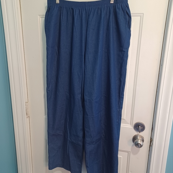 NWT Alfred Dunner Stretch Pull-On Pant Size 18 - Picture 8 of 10